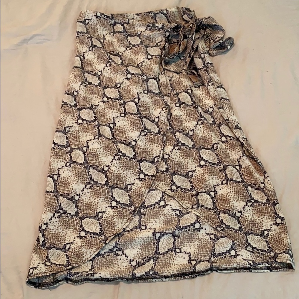Brand new never worn snake print skirt
